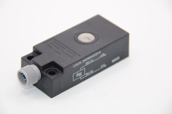 BAUMER USDK 30D9003/S14 Ultraschall Sensor