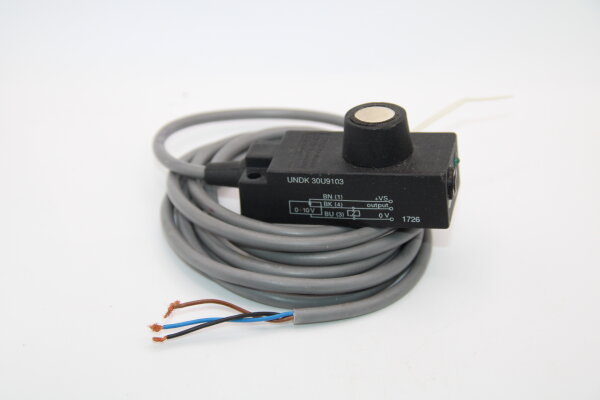 BAUMER UNDK30U9103 Ultraschalsensor