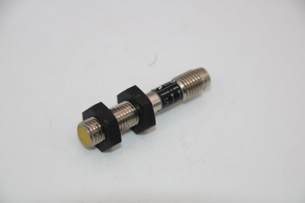 WENGLOR IN02VB8 induktiver-Sensor