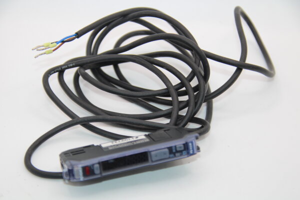 KEYENCE FS-V31CP Verstärkereinheit
