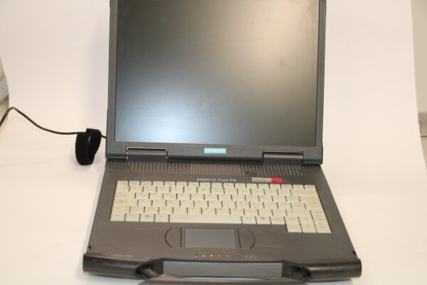 SIEMENS SIMATIC Field PG M 6ES7712-1BB10-0AD4 defekt