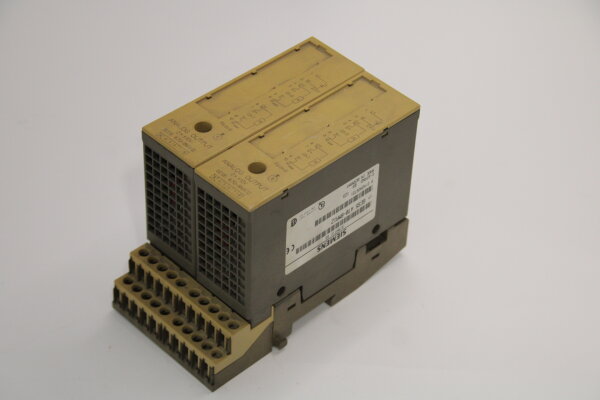 SIEMENS 6ES5 471-8MA12 Analog-Ausgang