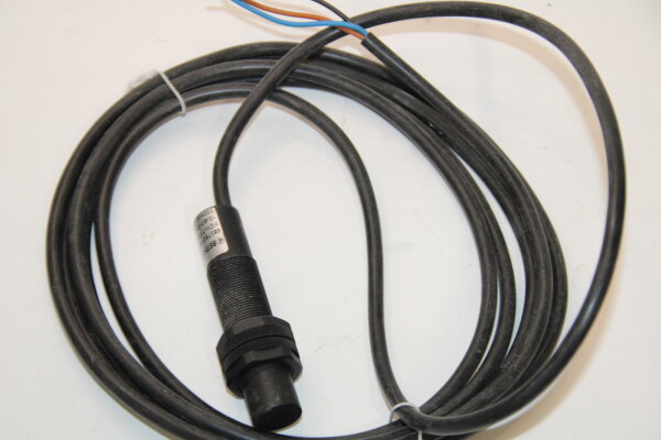 BERNSTEIN KCN-T18PS/013-KLP3 Induktiver-Näherungsschalter
