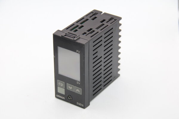 OMRON E5EN-Q3MP-500 Temperaturregler