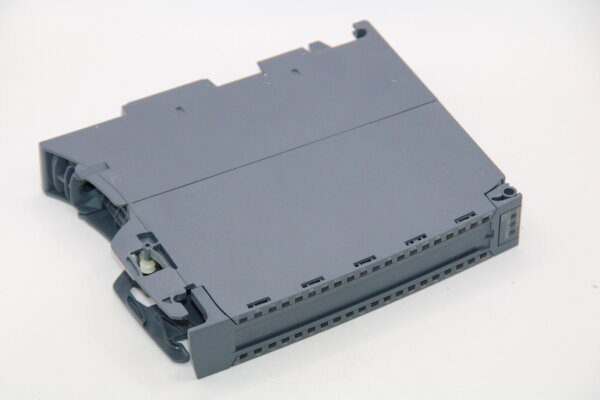 SIEMENS Digital Output Modul 6ES7 522-1BL10-0AA0 C-L9DB2921 2019