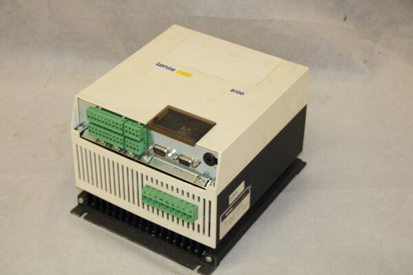 LENZE 8106_A.C8.35 Frequenzumrichter used