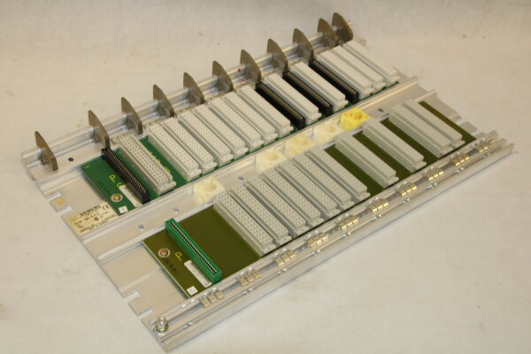 SIEMENS 6ES5700-2LA12 SUBRACK Cr3 used