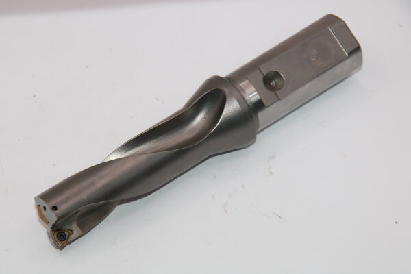 KOMET 22mm /66/R Wendeplattenbohrer  KUB Trigon used