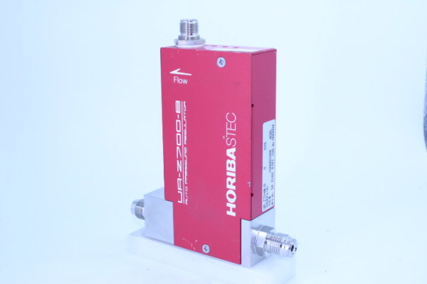 HORIBA  Flow Controller UR-Z724M-B