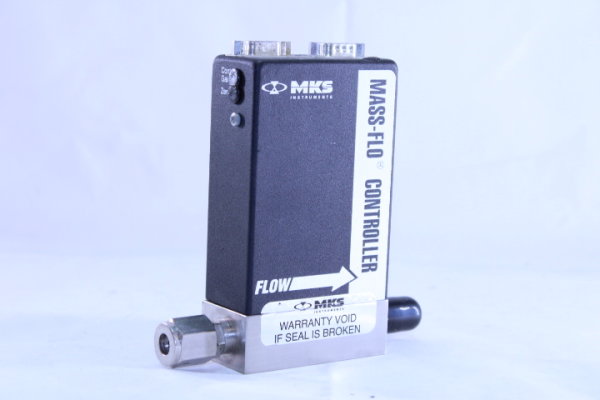 mks Mass Flow Controller 1179AX12CR14V / VITON 100 sccm N2