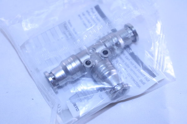 FESTO  CRQST-8 (130670) Edelstahl T-Steckverschraubung