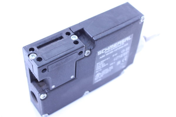 SCHMERSAL Sicherheitsschalter AZM 161SK-12/12rka-024