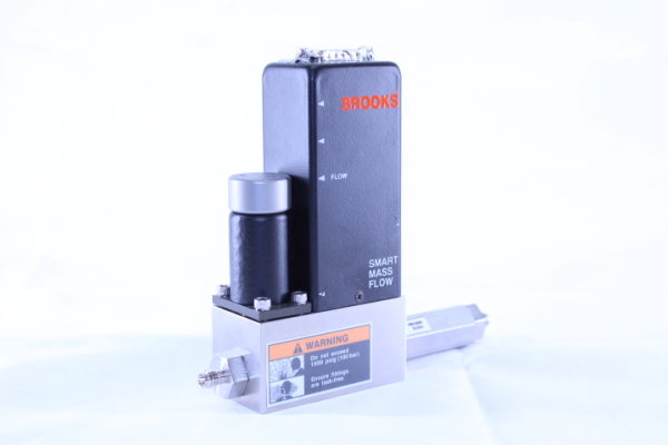 BROOKS Mass Flow Controller 5850S/BC1CA1EB3AA1B1 500 SCCM Oxygen