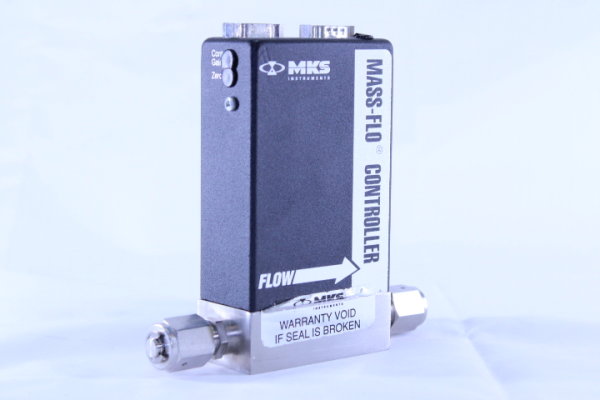 mks Mass Flow Controller 1179AX12CR14V / VITON 100 sccm N2