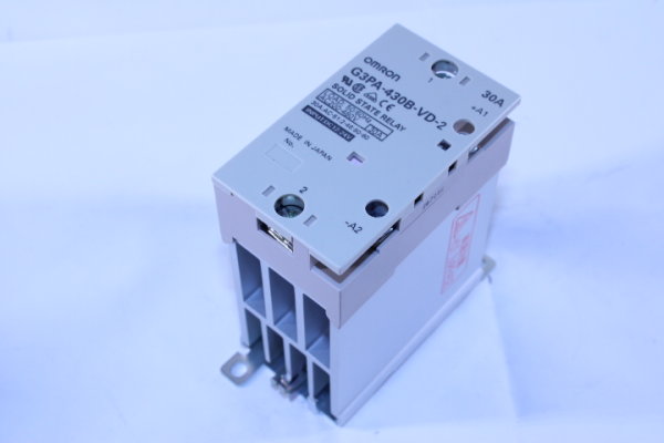 OMRON G3PA-430B-VD-2 Halbleiterrelais