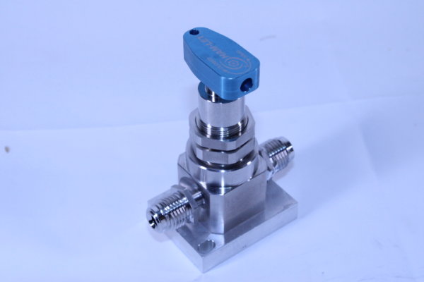 HAM-LET HM20 4VKLQ GM4 300psi Metallmembranventil
