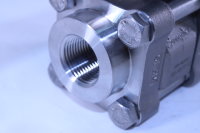 SWAGELOK SS-65TF12  2200 Psi Ventil