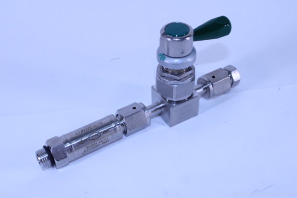 SWAGELOK SS-DLV51 Ventil incl. PALL GAS-KLEEN
