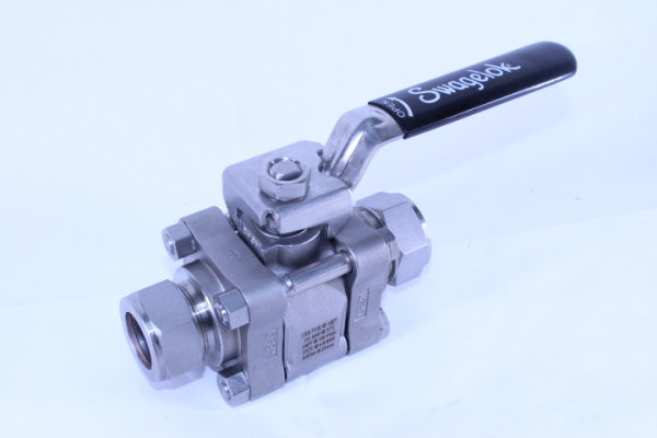 SWAGELOK SS-65TS25MM Ventil