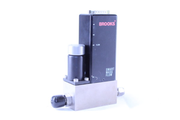 BROOKS Mass Flow Controller 5850S/BC1HA1BB2DA1B1 0-10 ln/min Ar