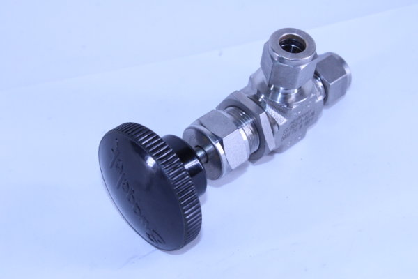 SWAGELOK SS-1RS6-A-AG-NL   5000PSI Edelstahl Ventil