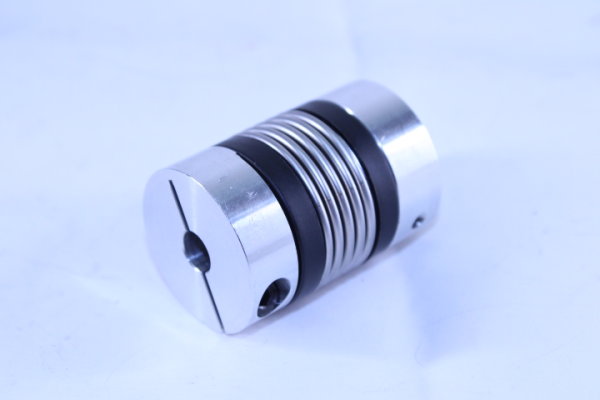 R+W Metallbalgkupplung 46mmx32mm, 8-12mm innen