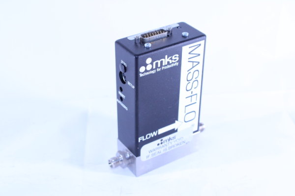 mks  Mass Flow Controller 1179BO1323CM1BV Viton 2000 sccm