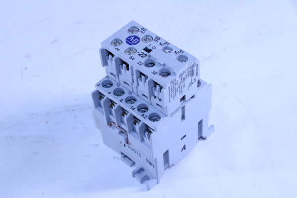 ALLEN BRADLEY Schütz 100-MO9NZ+3