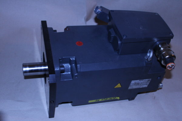 SIEMENS SIMOTICS Syncronmotor 1PH8105-1DF22-0MC1