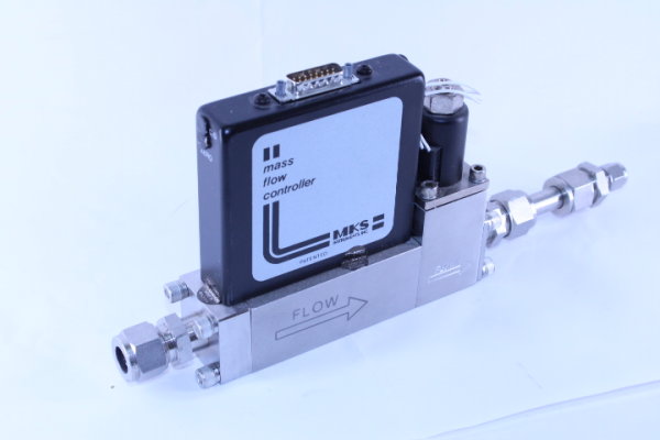 mks  Mass Flow Controller 1159AX-200L-SVS100/Viton  200slm/N2