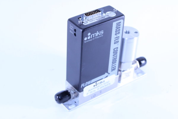 mks  Mass Flow Controller 2179A01821CS1BV 20 SCCM   incl SWAGELOK 6LVV-DP6901-C Ventil