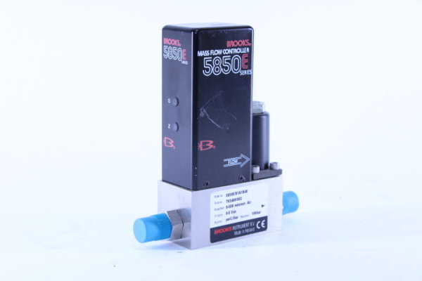 BROOKS Mass Flow Controller 5850E