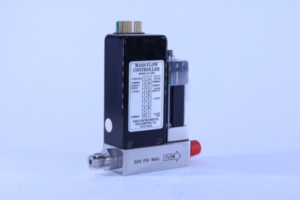 UNIT INSTRUMENTS Mass flow Controller  UFC-1000 500sccm N2