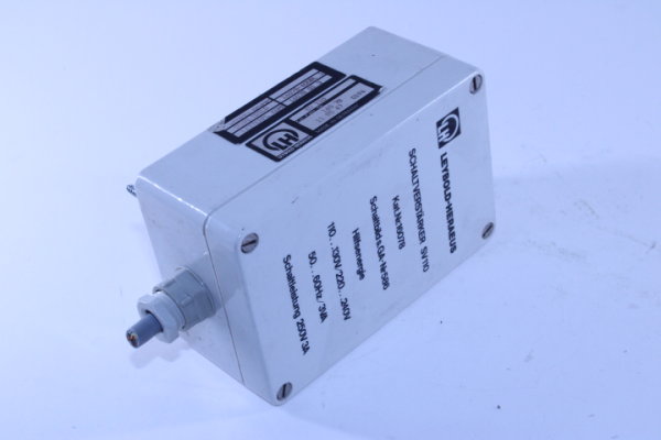 LEYBOLD Schaltverstärker SV110