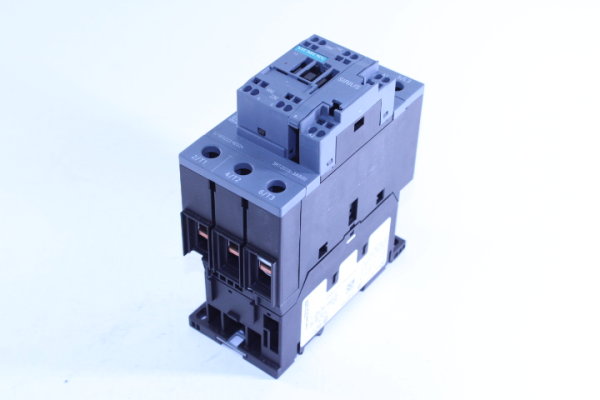 SIEMENS Schütz 3RT2038-3AB00