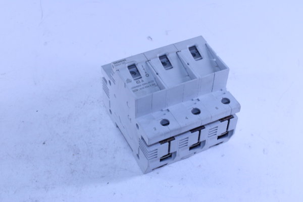 SIEMENS 5SG7 132 Lastentrennschalter