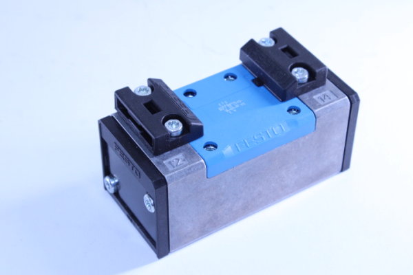 FESTO Ventil VL-5/2-D-1-C (151009)