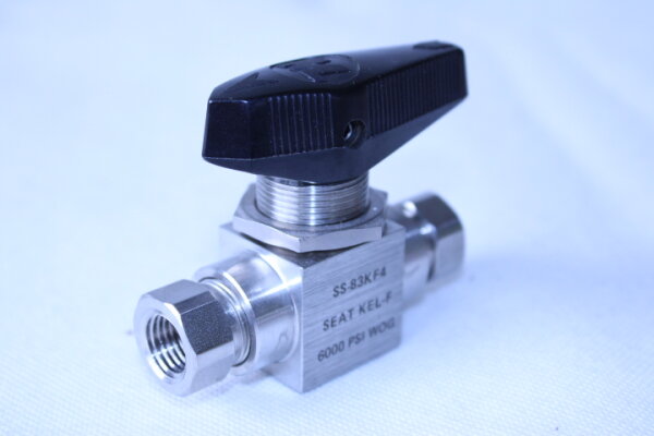 WHITEY Ventil SS-83K F4