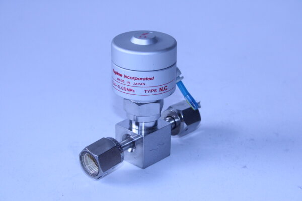 FUJIKIN Ventil Typ N.C. 0.34-0.69MPa