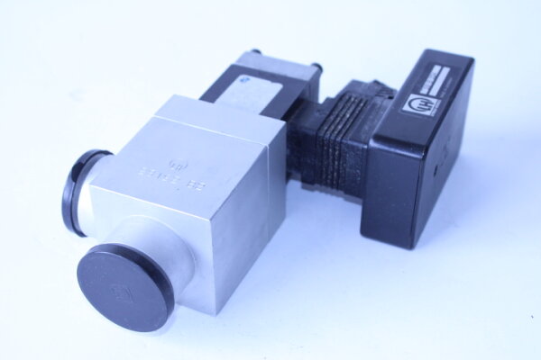 LEYBOLD GABY045D43D03 Eckventil