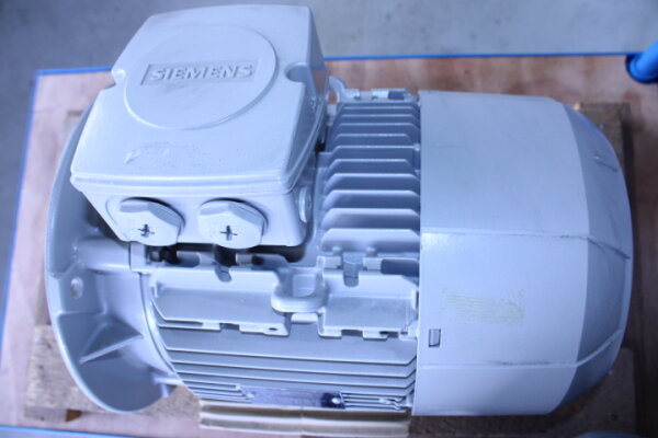 SIEMENS 1LE10011CB234FF4-Z Elektromotor