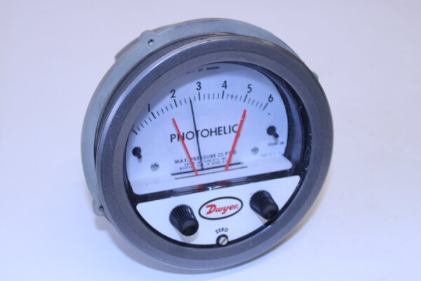 DWYER PHOTOHELIC Serie 3000MR