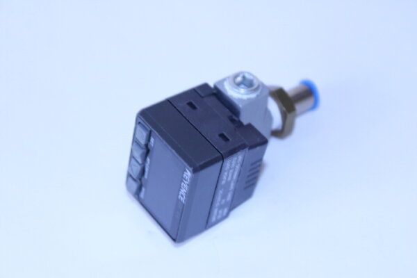 KEYENCE AP-C30WP Digitaler Druckschalter