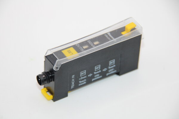 BAUMER FVDK 12P6401/S35A Lichtleitergerät