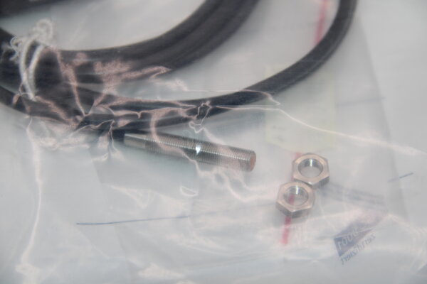 IFM electronic IY5029 IYB30,8-BPKG/V2A induktiver Sensor